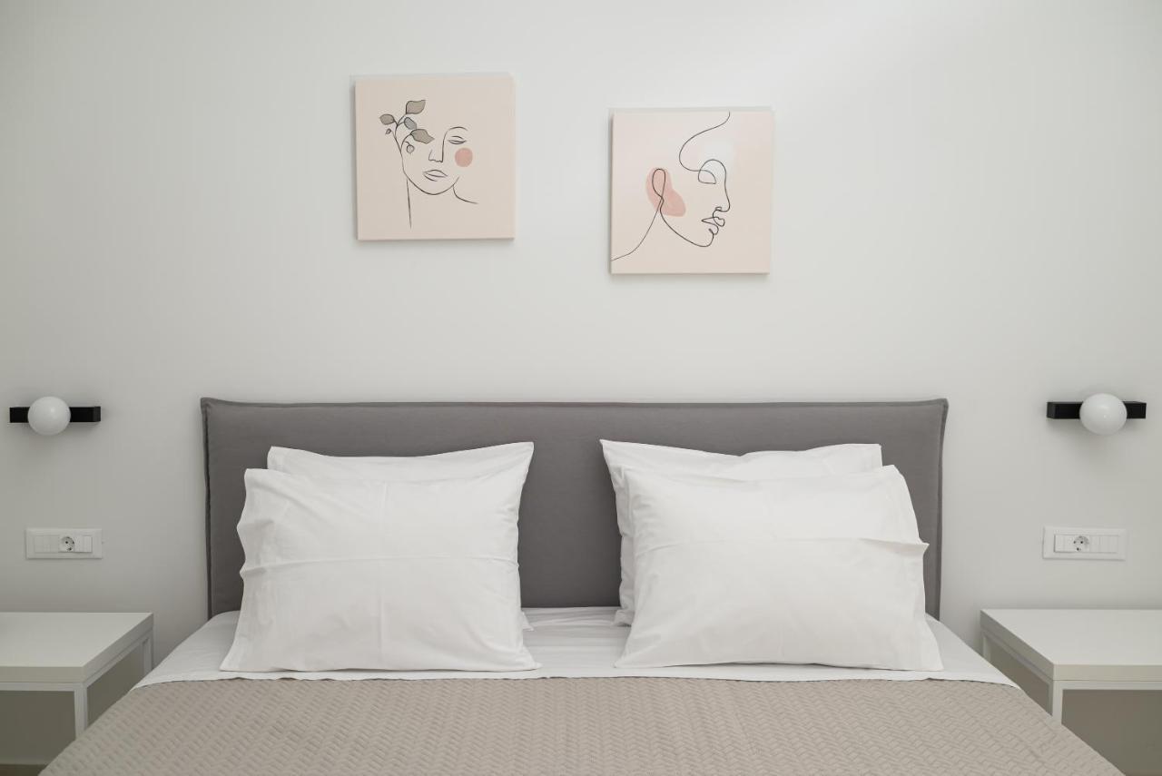 The H Experience - Eclectic Spacious Apartment Near Venetian Castle - 2 Iraklio Eksteriør bilde